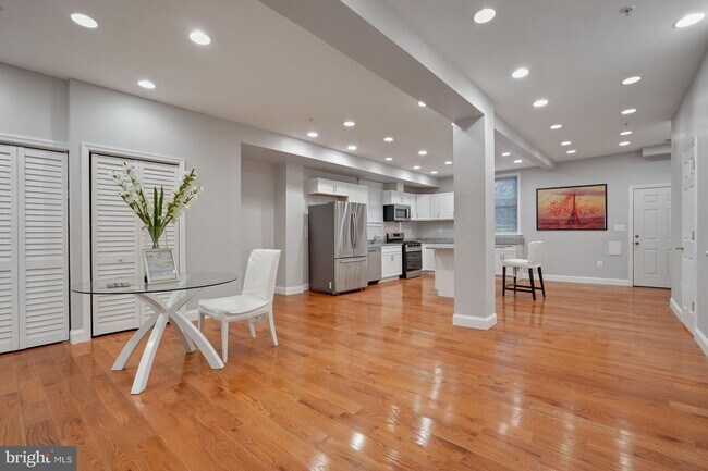 Photo - 4423 Georgia Ave NW Townhome