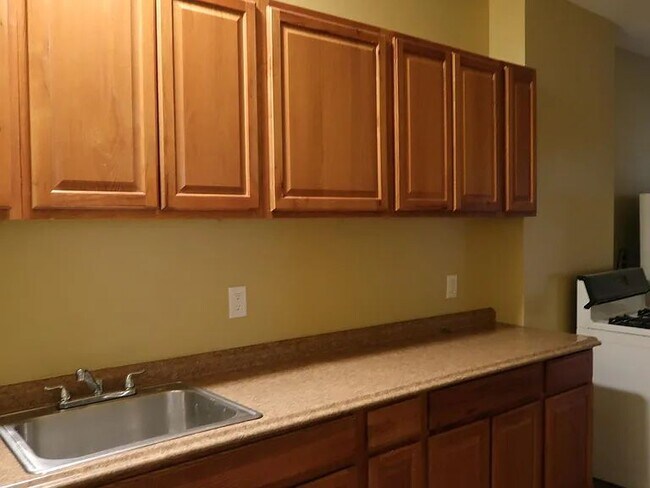 Photo - 90 Chadwick Ave Unit #3W
