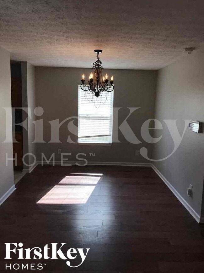 Photo - 1293 River Ridge Dr