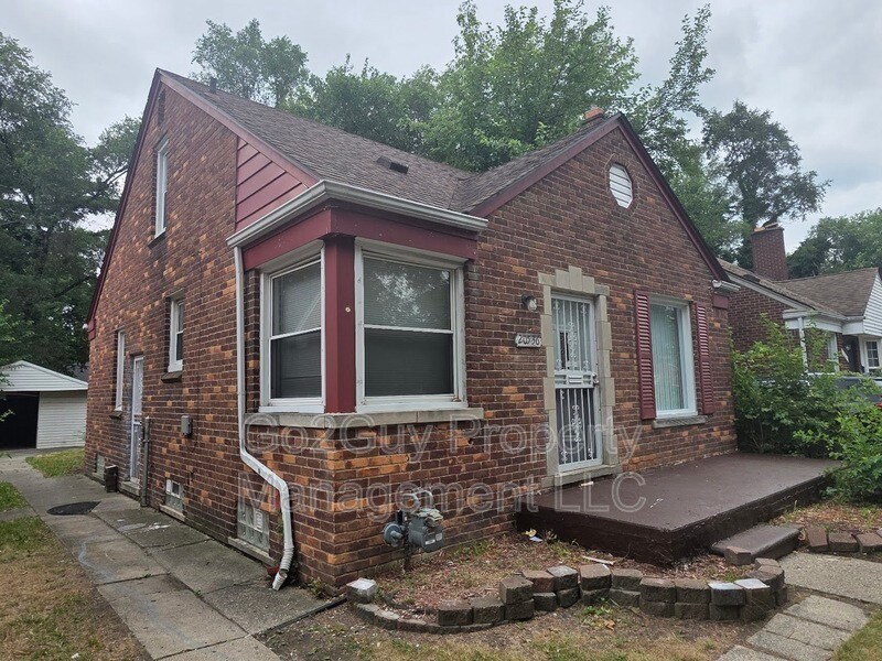 Photo - 20536 Biltmore St