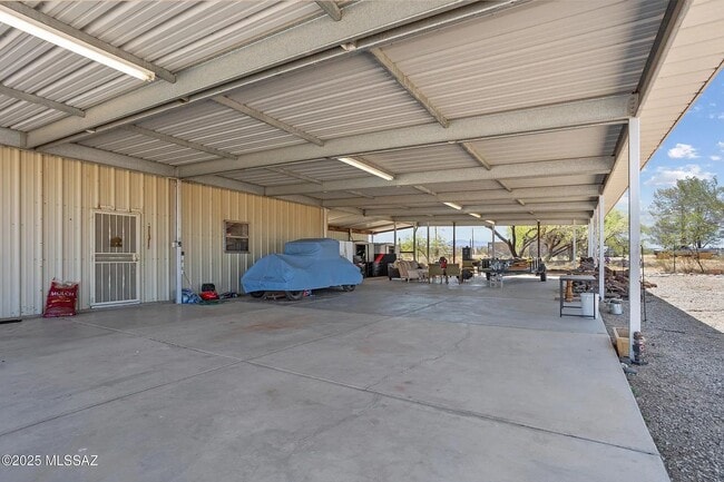 Photo - 9031 S Lonesome Ln