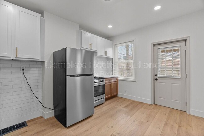 Photo - 4642 Idaho Ave