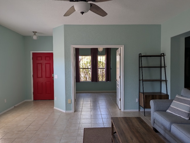 Photo - 5389 S Royal Richmond Dr