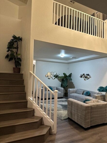 Photo - 6424 N Florence Ave