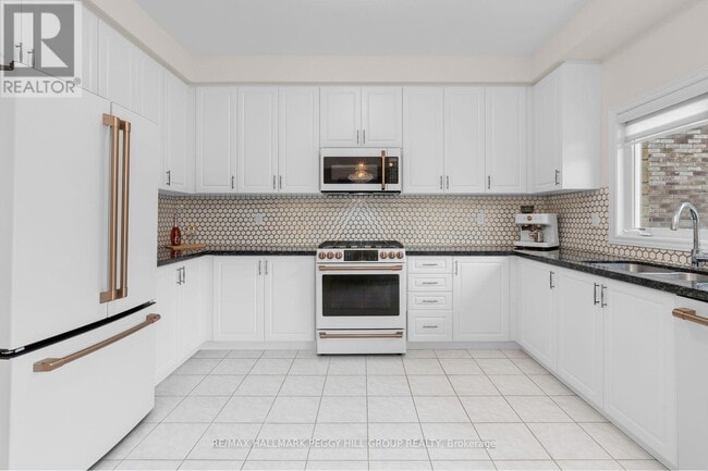 Photo - 34 Valleo St