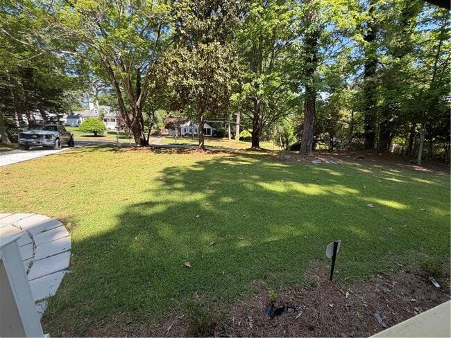 Photo - 2190 Highview Rd SW