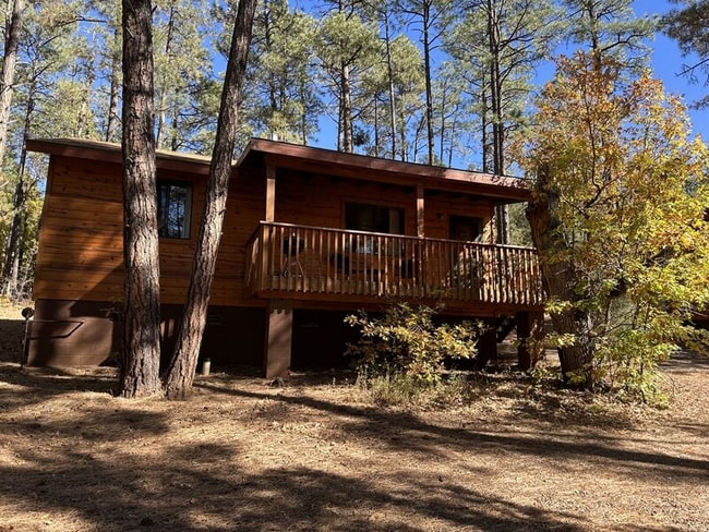 Photo - 237 E White Mountain Blvd