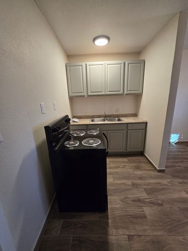 Photo - 624 E Roosevelt Ave