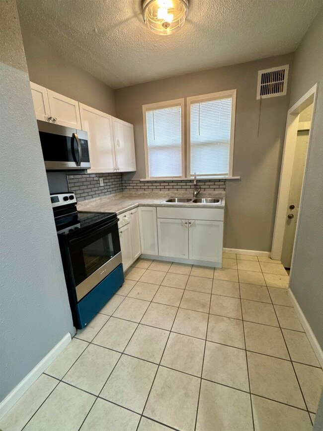 Photo - 4227 11th St