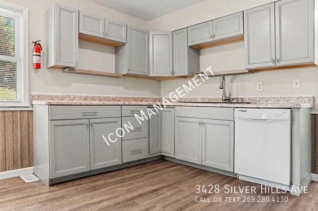Photo - 3428 Silver Hills Ave