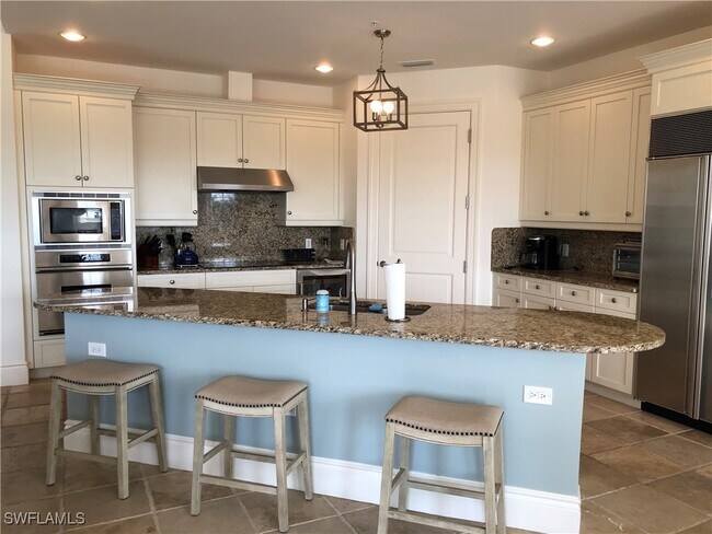 Photo - 1400 Gulf Shore Blvd N Unit 310