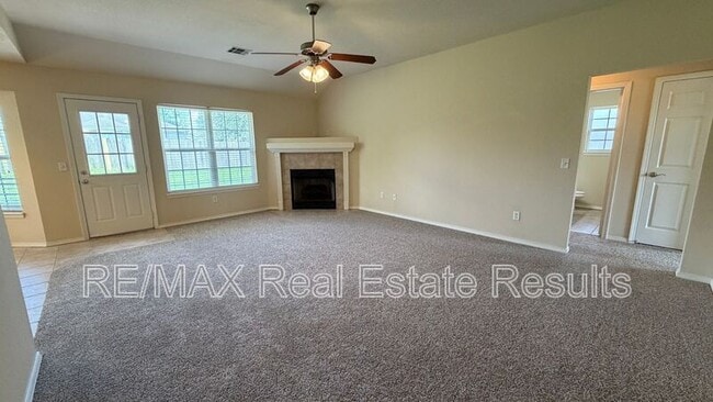 Photo - 1912 SW Fremont Rd