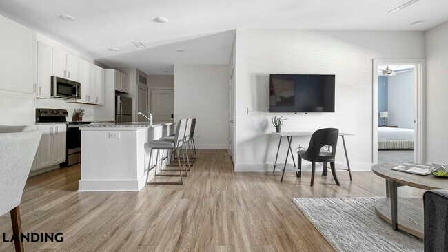 Photo - 5209 Craftsman Dr Unidad 600-300