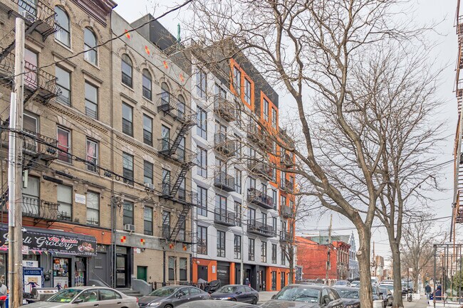 Photo - 1169 Hoe Ave