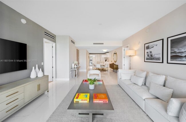 Building Photo - 10201 Collins Ave Unit 305 Rental