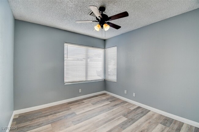 Photo - 4197 Laurel Park Ave