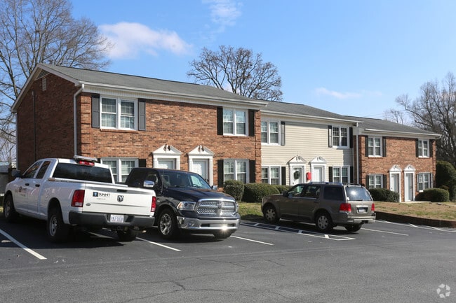 Photo - Holly Hill Townhomes