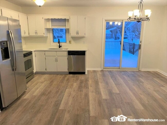 Photo - 13743 Yosemite Ave S