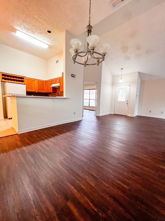 Photo - 12704 Hollandale Dr