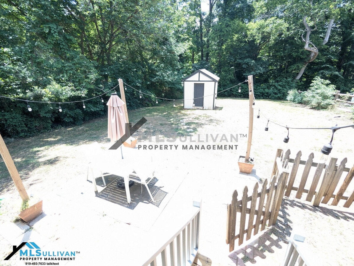 Photo - 531 Lakeshore Dr