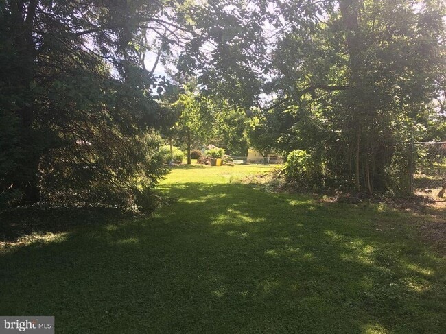 Photo - 1467 Pennington Rd