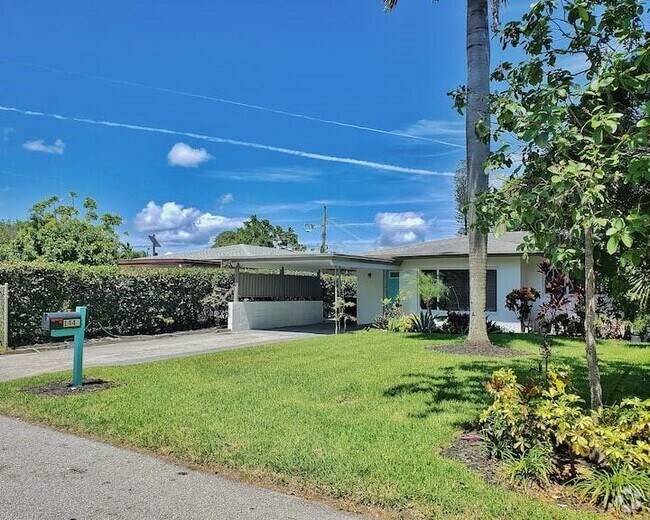 Building Photo - 1440 NW 7th Terrace Rental
