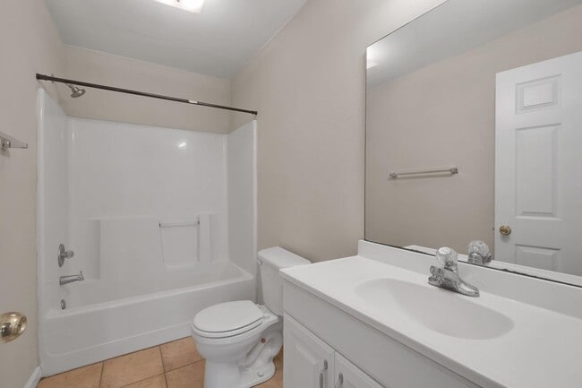 Building Photo - 859 W Brevard St Rental