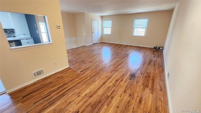 Photo - 244-57 Grand Central Pkwy Unit 2