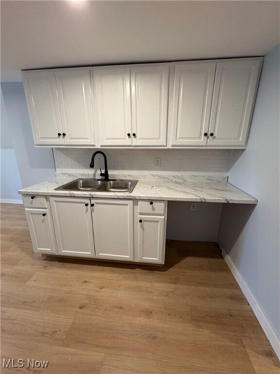 Building Photo - 946 E 79th St Unit 3