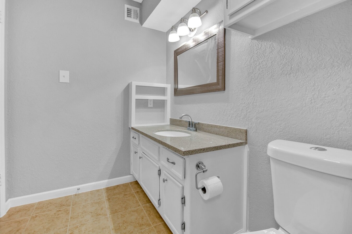 Photo - 521 Spring Dr Unit 3