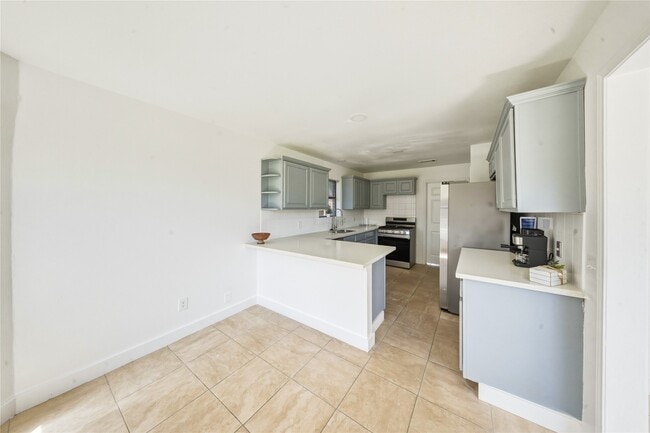 Photo - 19519 Mallard Lake Ln