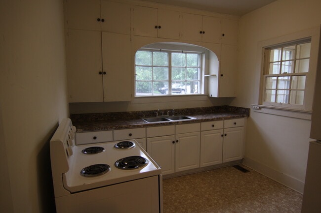 Photo - 251 Forbes Ave