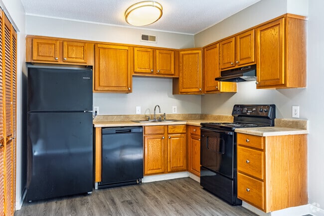 2 habitaciones, 1.5 baños - 900 pies cuadrados - Cocina - Fairview Village