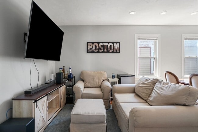 Photo - 17 Howes St Unit 3