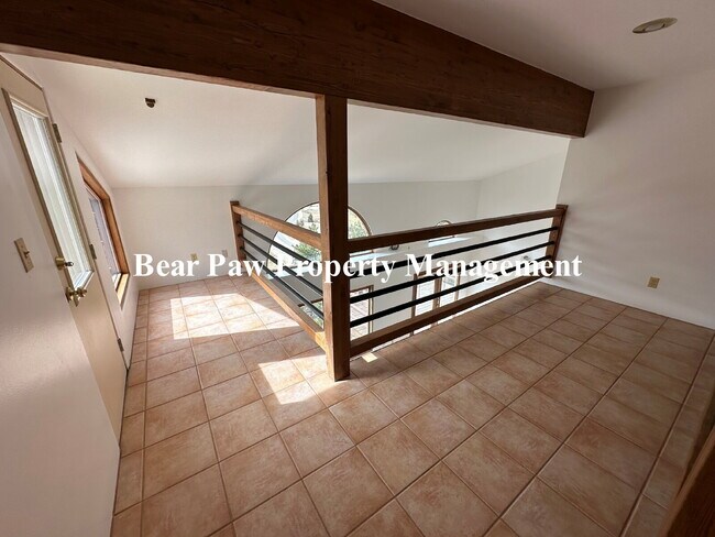 Photo - "Charming 1-Bedroom Duplex Retreat in Scenic Conifer!" Unidad B
