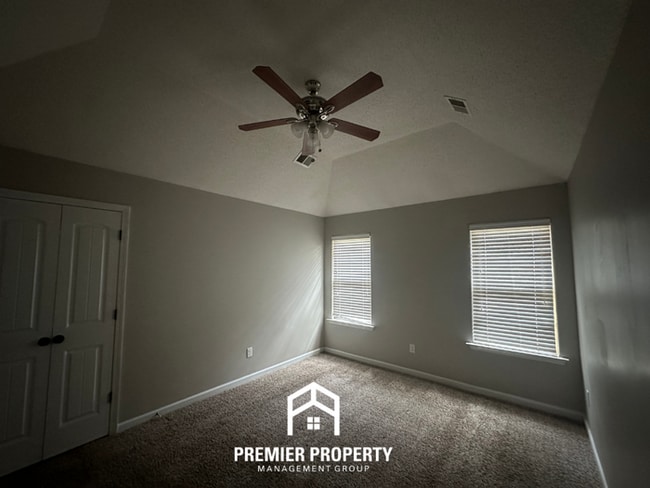 Photo - Charming 3BR/2BA Bartlett Area Home | High Ceilings & Hardwood Floors