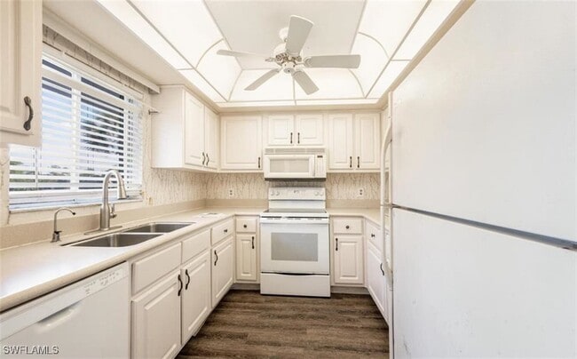 Building Photo - 5635 Rattlesnake Hammock Rd Unit D-203