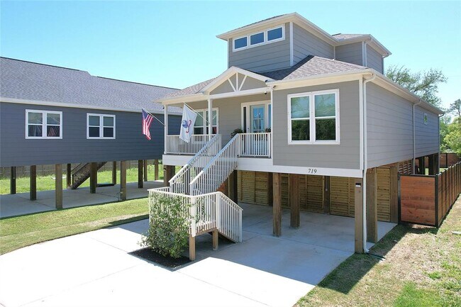 Photo - 719 Baywood Dr House