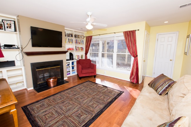 Building Photo - 13116 Shadyside Ln