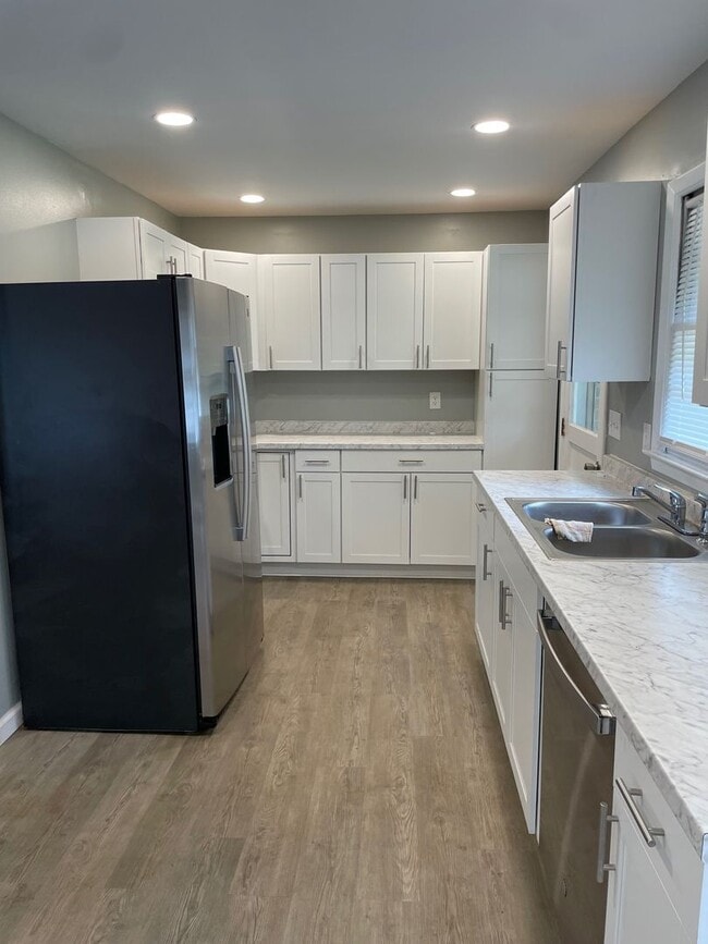 Photo - NEWLY RENOVATED 2 BED, 2 BATH HOME!