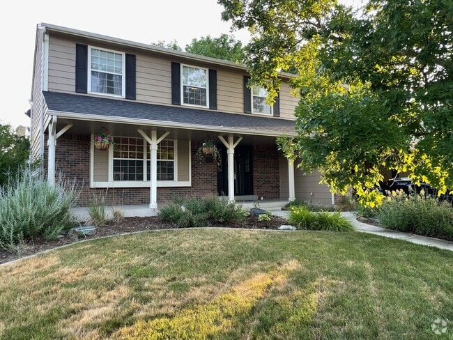 Building Photo - Beautiful Home in Golden Meadows!