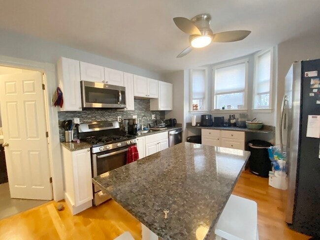 Photo - 63-65 Leyden St Unit 3