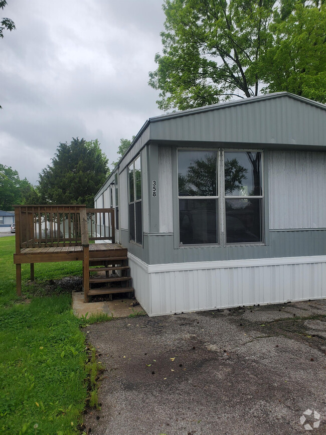 Building Photo - 358 Golden Dale Dr Rental