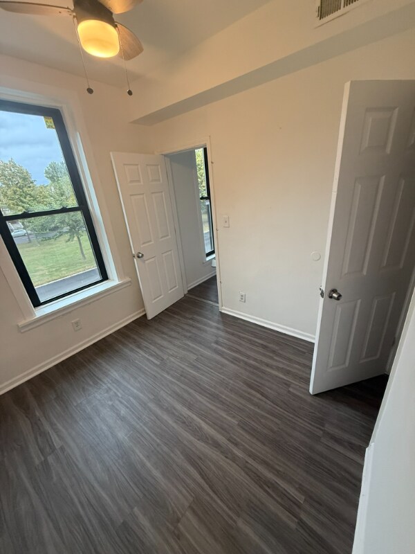 Photo - 1649 W Garfield Blvd Unit Apt 1