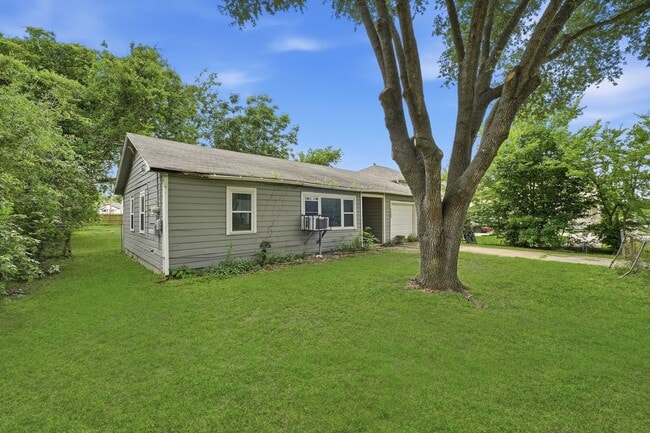 Photo - 3909 Leffingwell St