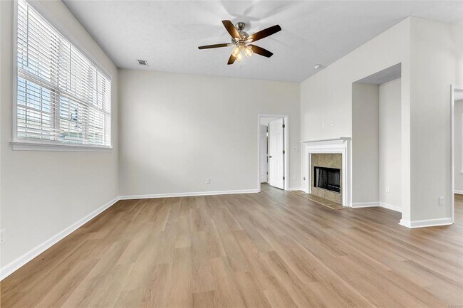Photo - 3925 Claiborne Cir