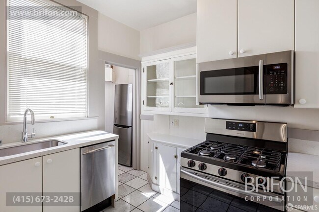 Photo - 1463 Hyde St