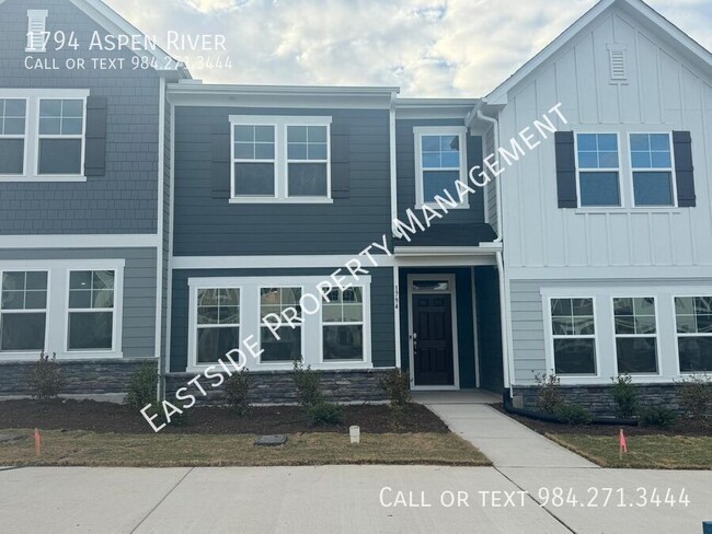 New Two-story Townhome! Tons of amenities!... - New Two-story Townhome! Tons of amenities!...