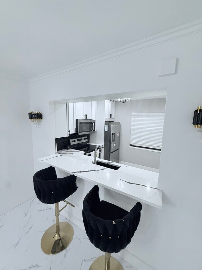 Photo - 140 S Cypress Rd Unit 115