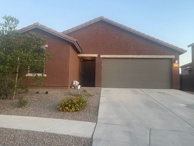 Building Photo - 8573 W Reed Bunting Ct
